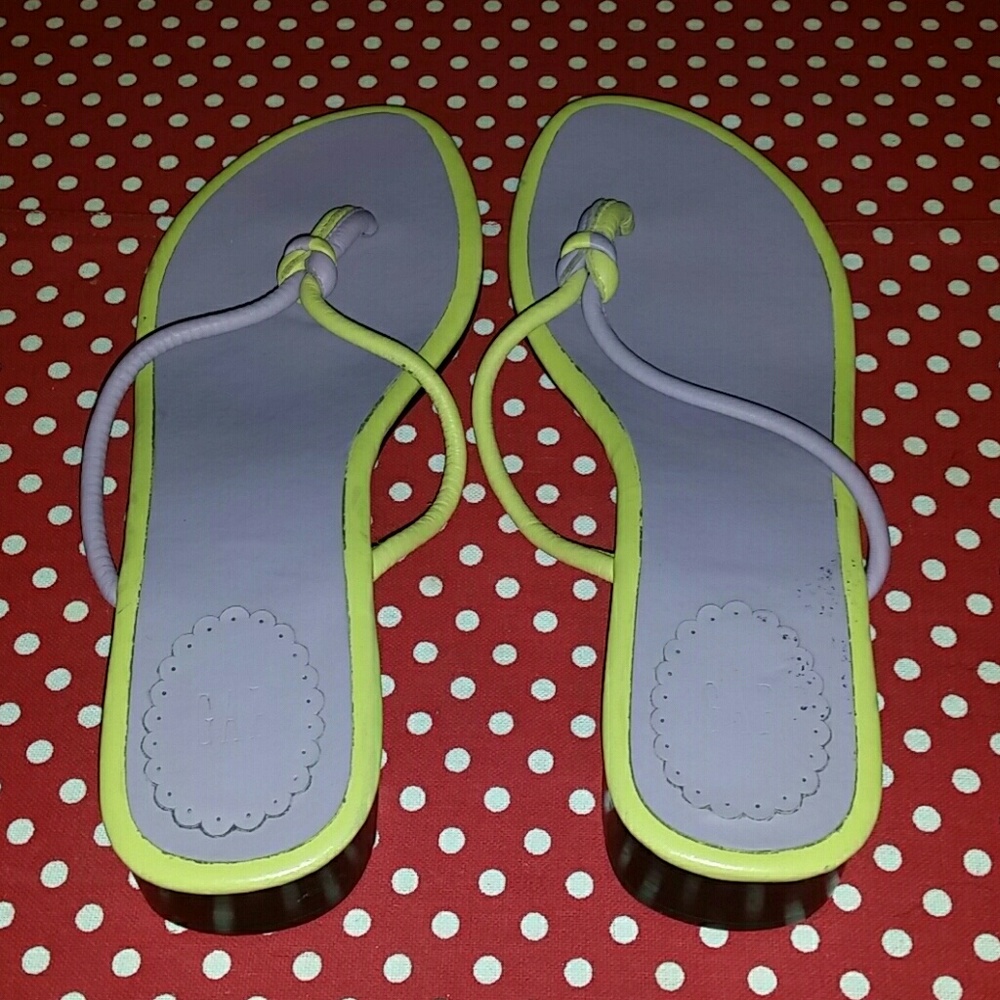 GAP purple and yellow flip flops size 9